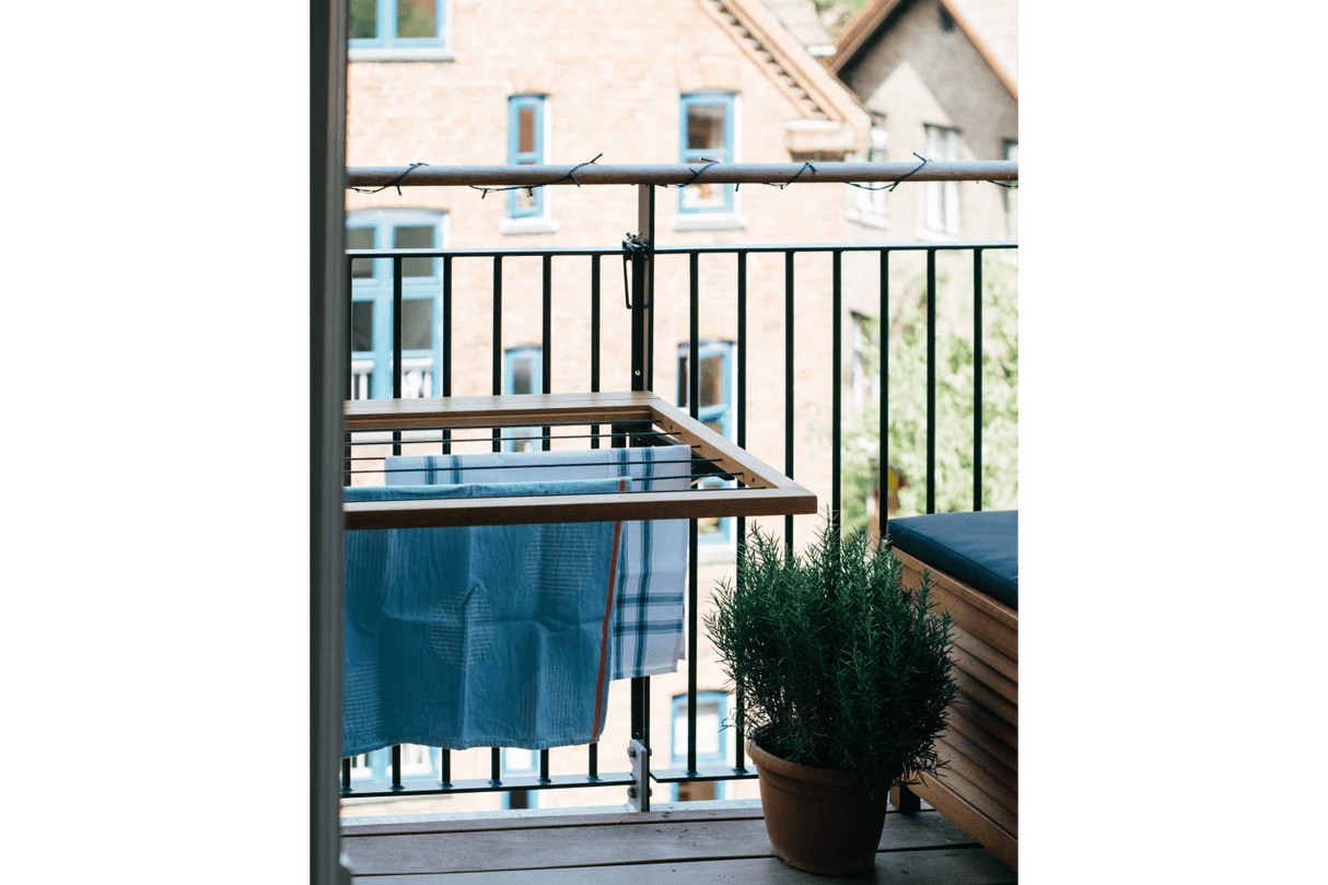 Alma teakhängbord med torkställ 80 x 60 cm