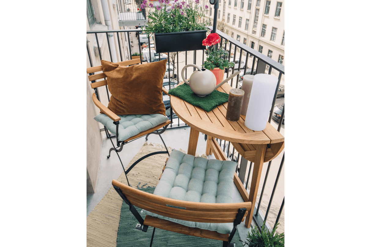 Karla teak klappstol med armstöd