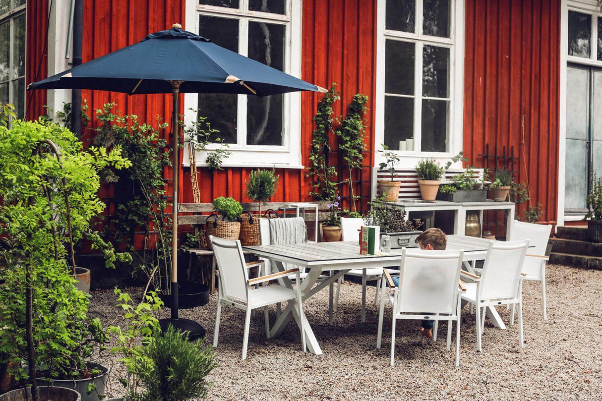 Trieste parasoll med tilt Ø250 cm