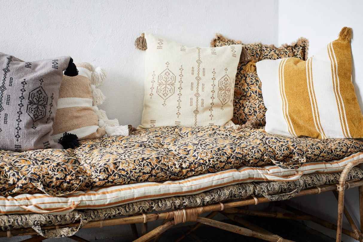 Randig madrassdyna, Honey