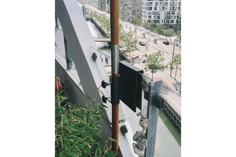 Bram Parasollfäste till balkongräcke i glas