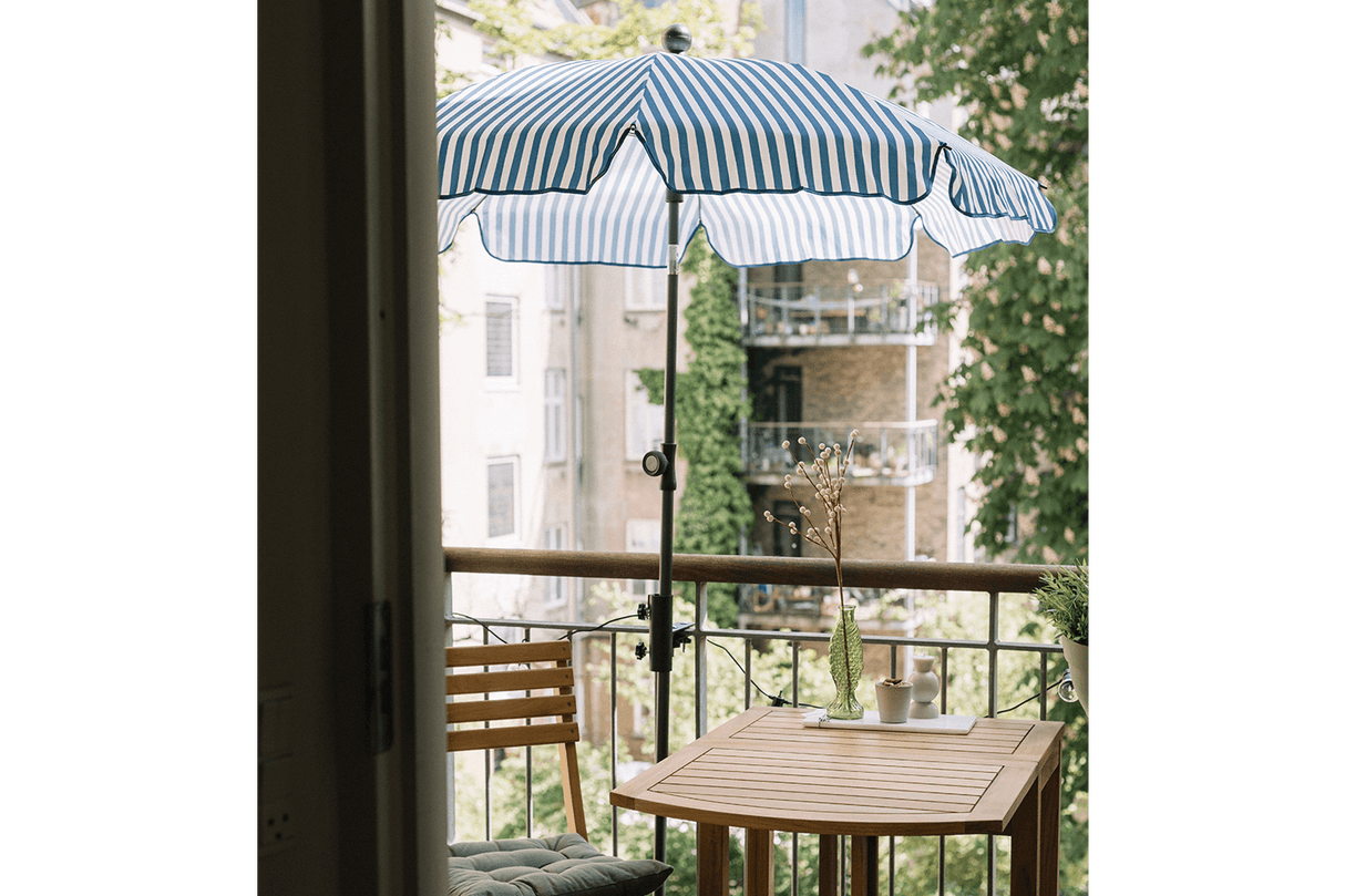 Jamila randig parasoll med tilt Ø130 cm