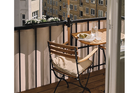 Karla teak klappstol med armstöd