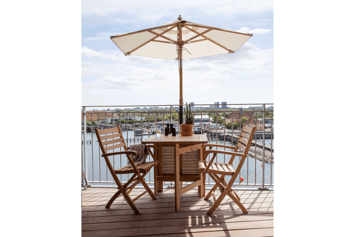 Cecilie parasoll med tilt Ø180 cm inkl. fäste