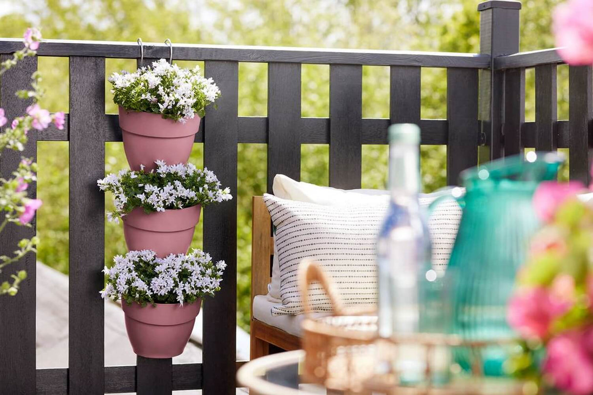 Vibia campana vertikalt krukset