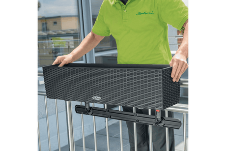 Distnas till Lechuza balkonglåda